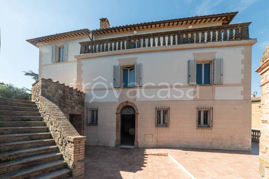 casa indipendente in vendita a Montalcino