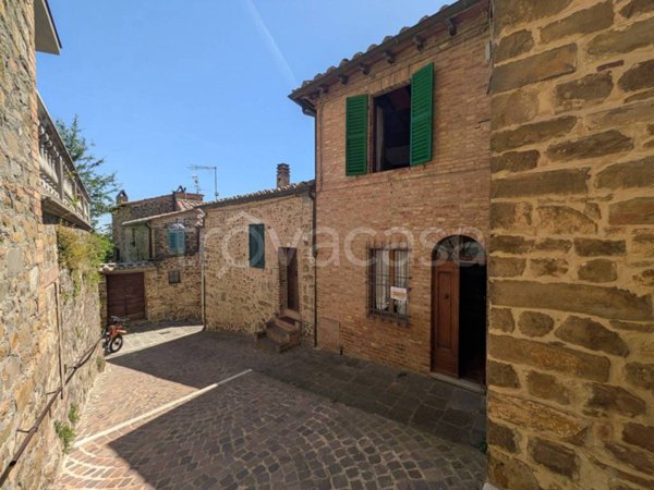 casa indipendente in vendita a Montalcino
