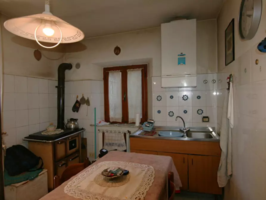 casa indipendente in vendita a Montalcino in zona Montisi