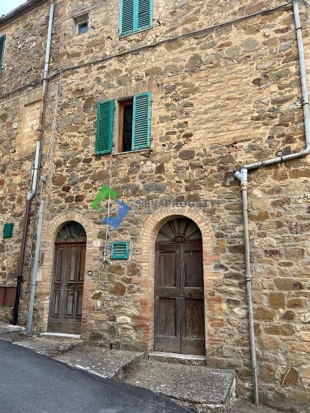 appartamento in vendita a Montalcino in zona Castelnuovo dell'Abate