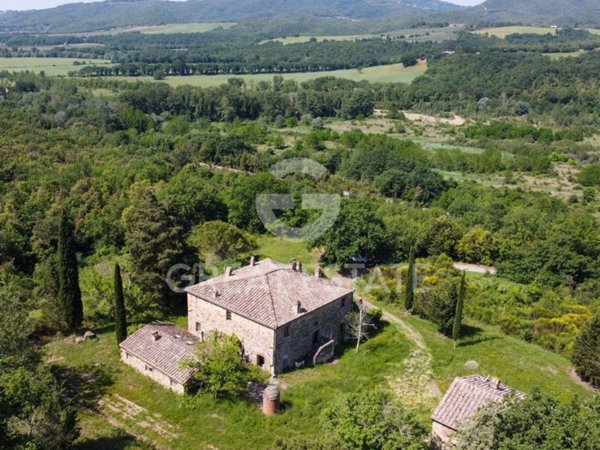 casa indipendente in vendita a Montalcino