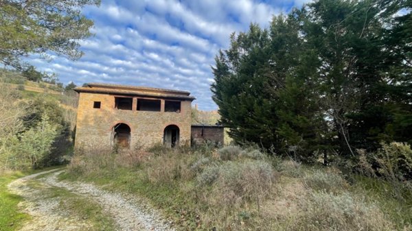 casa indipendente in vendita a Montalcino in zona Montisi