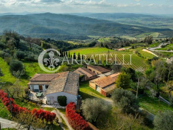 casa indipendente in vendita a Montalcino