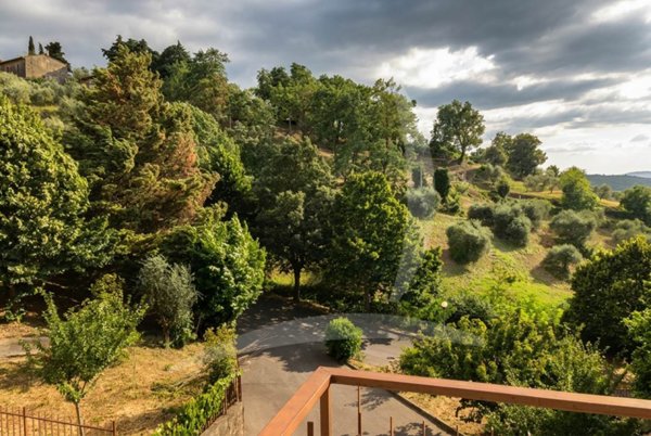 appartamento in vendita a Montalcino