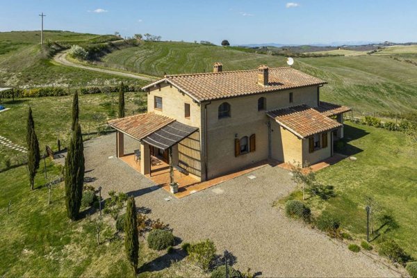 casa indipendente in vendita a Montalcino