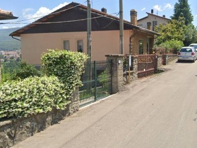 casa indipendente in vendita ad Arcidosso in zona Montelaterone