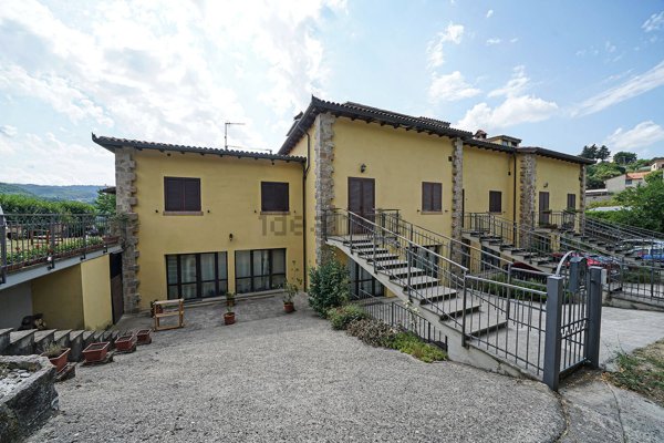 casa indipendente in vendita ad Arcidosso in zona Montelaterone