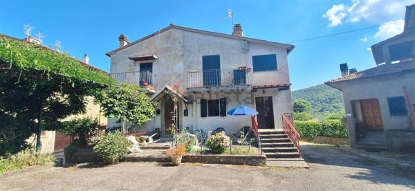 appartamento in vendita ad Arcidosso in zona Bagnoli