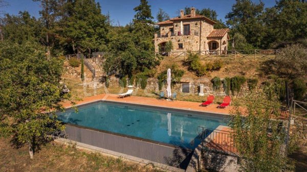 casale in vendita ad Arcidosso