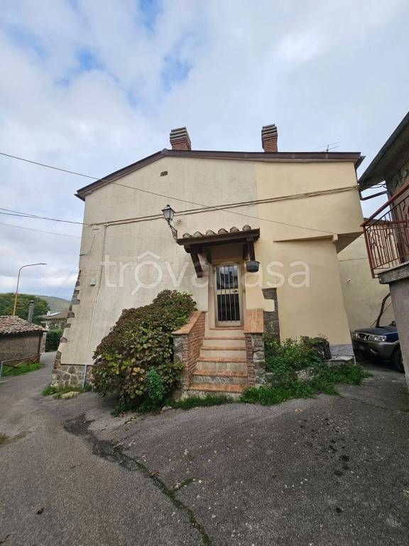 casa indipendente in vendita ad Arcidosso in zona Le Macchie