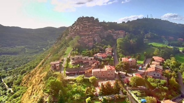 casa indipendente in vendita ad Arcidosso in zona Montelaterone