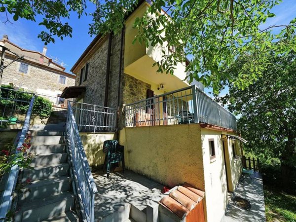 casa indipendente in vendita ad Arcidosso in zona Salaiola