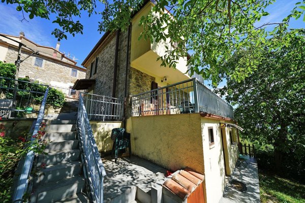 casa indipendente in vendita ad Arcidosso in zona Salaiola