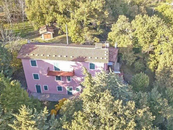 casa indipendente in vendita ad Arcidosso in zona Montelaterone