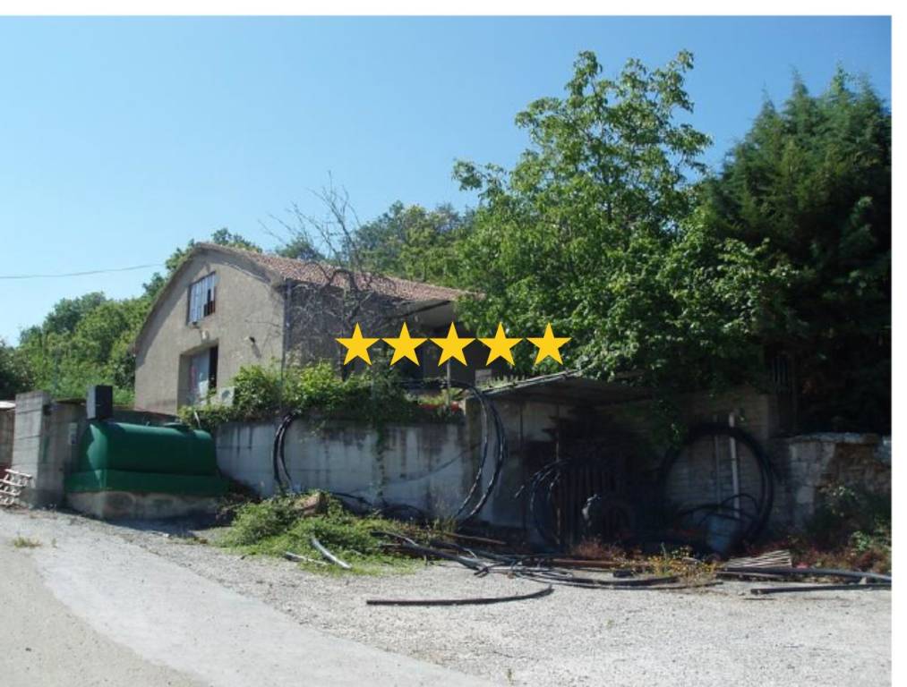 casa indipendente in vendita ad Arcidosso in zona Montelaterone