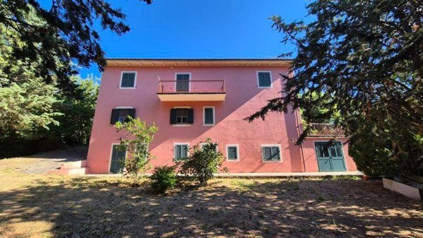 casa indipendente in vendita ad Arcidosso