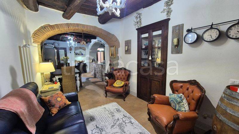 appartamento in vendita ad Arcidosso in zona Montelaterone