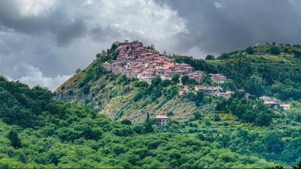 casa indipendente in vendita ad Arcidosso in zona Montelaterone