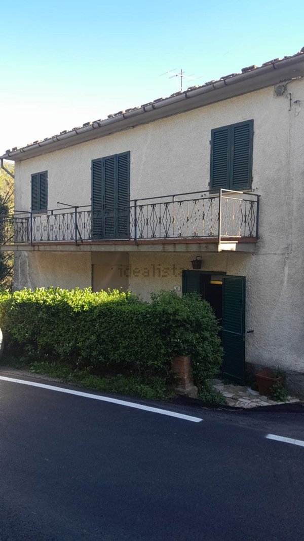 casa indipendente in vendita ad Arcidosso in zona Stribugliano