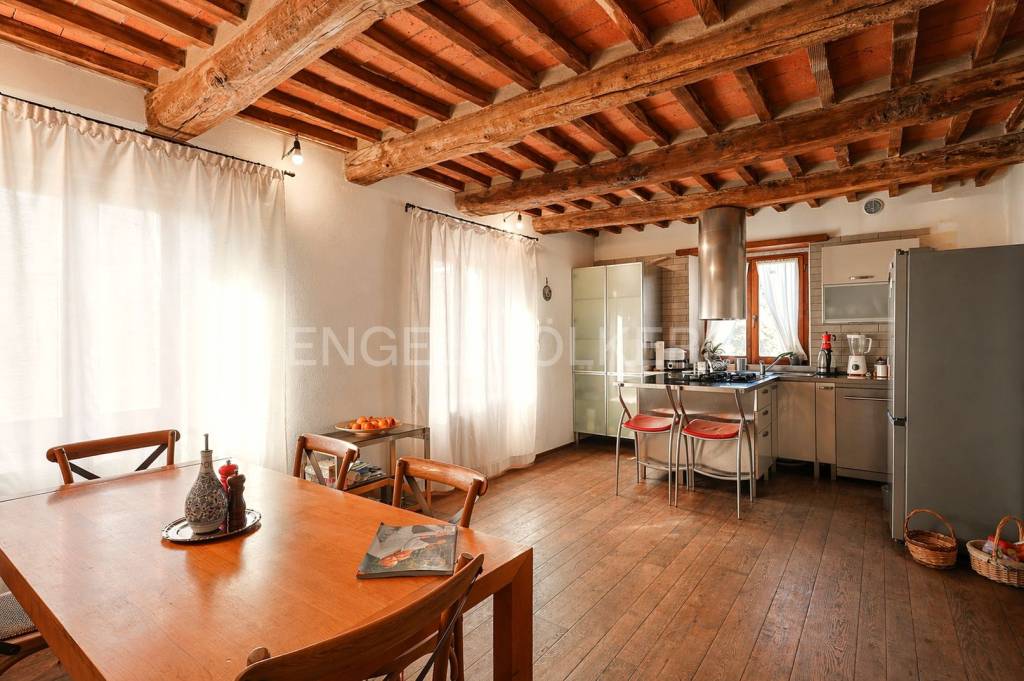appartamento in vendita ad Arcidosso in zona San Lorenzo