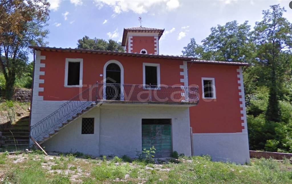 intera palazzina in vendita ad Arcidosso in zona Bagnoli