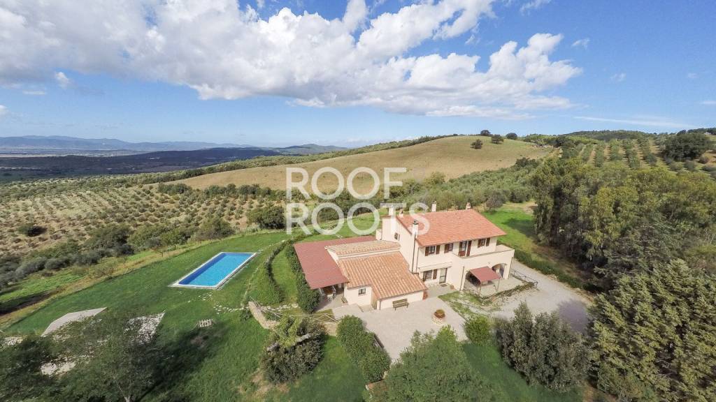 casa indipendente in vendita a Campagnatico