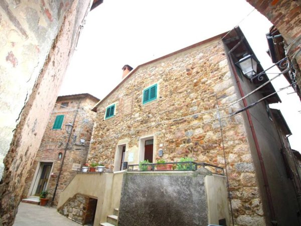 appartamento in vendita a Campagnatico in zona Montorsaio