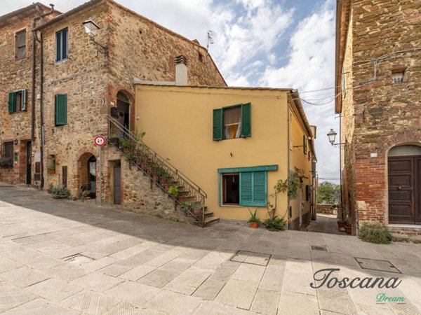 casa indipendente in vendita a Campagnatico