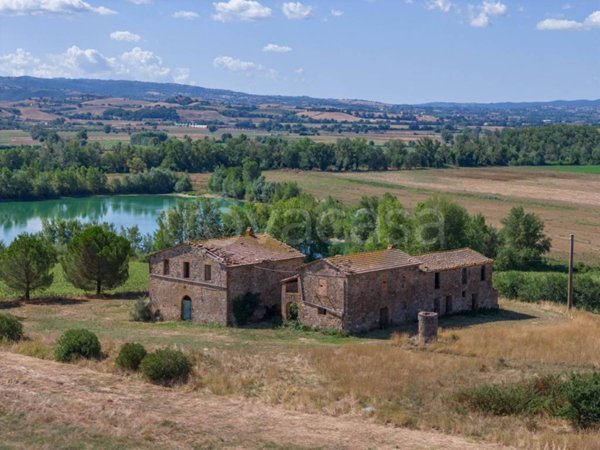 casale in vendita a Campagnatico