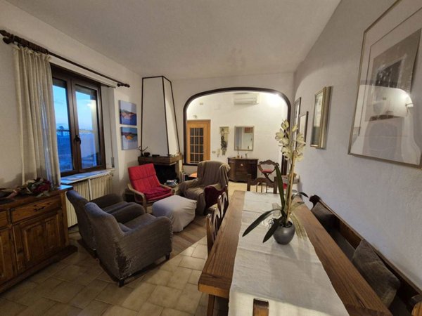 appartamento in vendita a Campagnatico in zona Arcille