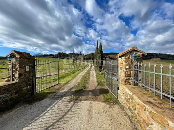 casa indipendente in vendita a Campagnatico