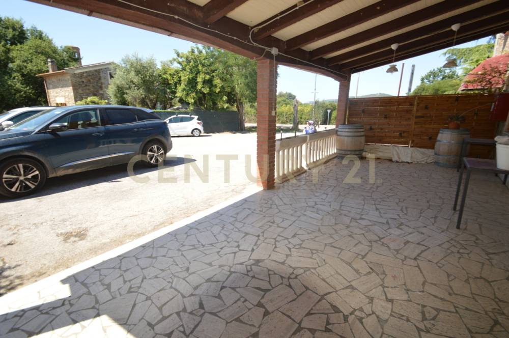 locale commerciale in vendita a Campagnatico