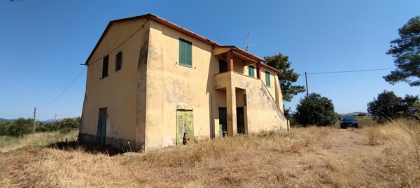 negozio in vendita a Campagnatico in zona Arcille