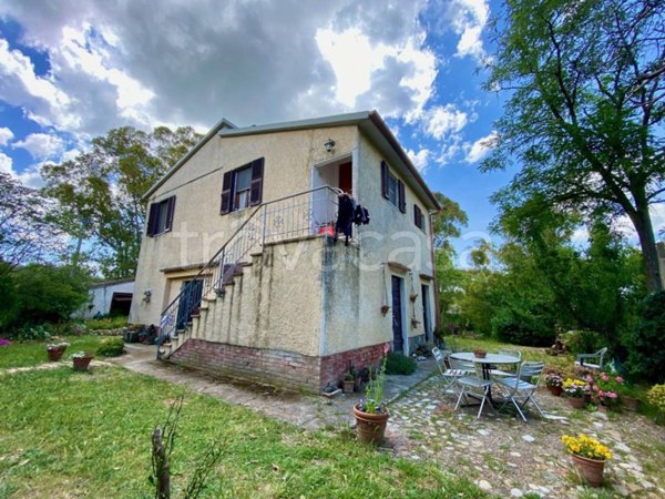 casa indipendente in vendita a Campagnatico