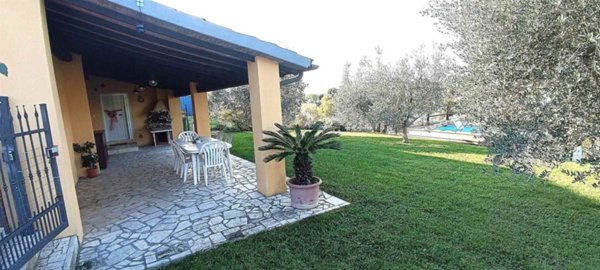 casa indipendente in vendita a Campagnatico in zona Arcille