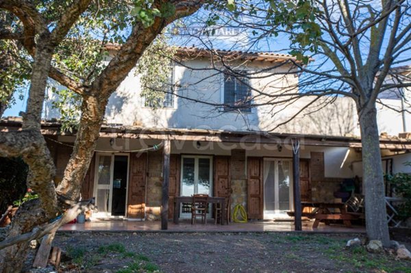 casa indipendente in vendita a Capalbio