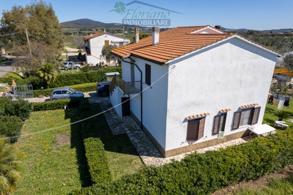 casa indipendente in vendita a Capalbio in zona Borgo Carige