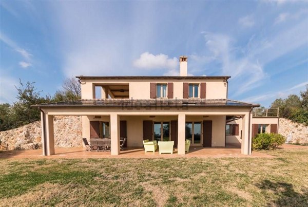 casa indipendente in vendita a Capalbio