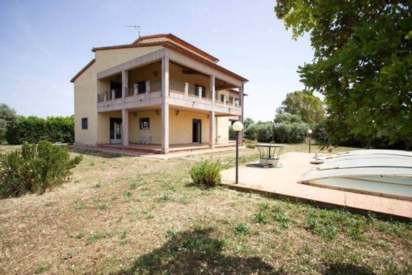 villa in vendita a Capalbio