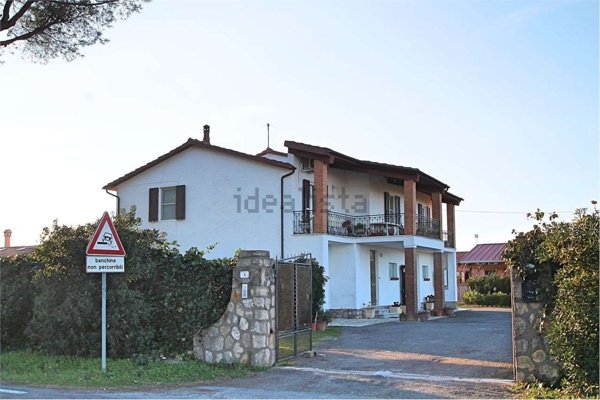 casale in vendita a Capalbio