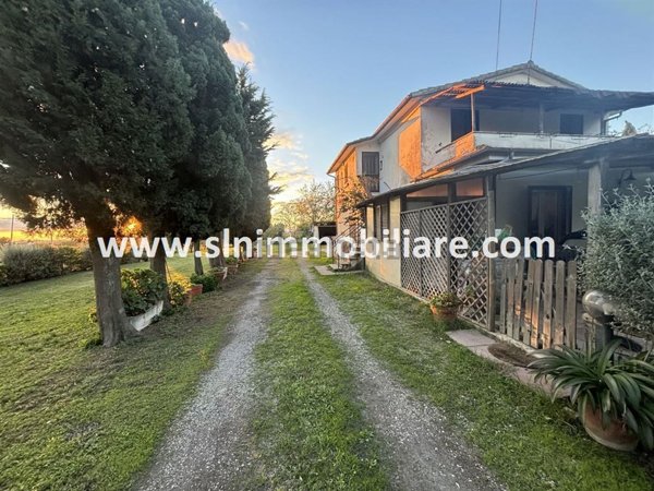 casa indipendente in vendita a Capalbio