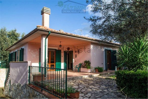esavano in vendita a Capalbio