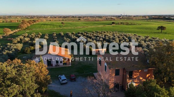casa indipendente in vendita a Capalbio in zona Pescia Fiorentina