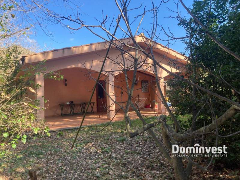 casa indipendente in vendita a Capalbio