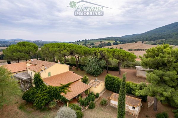 casa indipendente in vendita a Capalbio in zona Borgo Carige