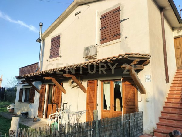 casa indipendente in vendita a Capalbio