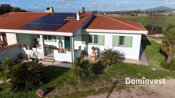 casa indipendente in vendita a Capalbio