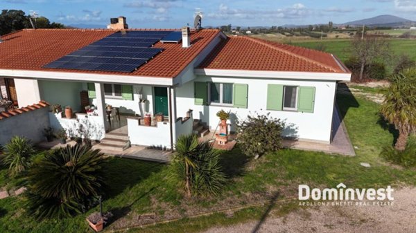casa indipendente in vendita a Capalbio in zona Selva Nera