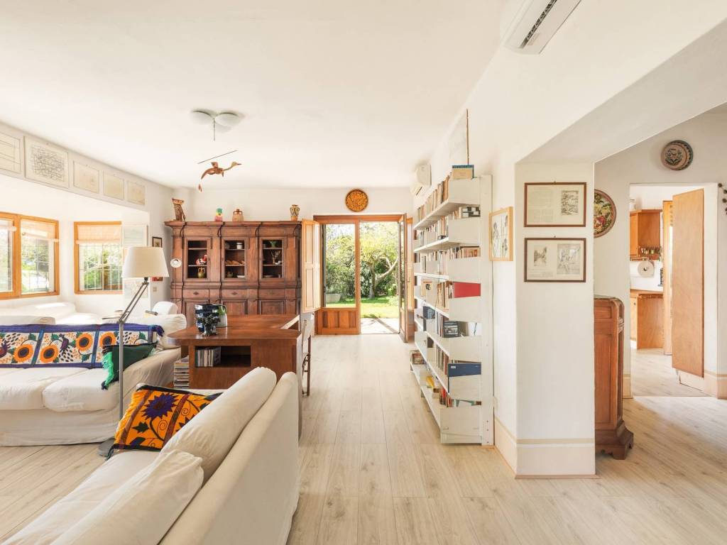 casa indipendente in vendita a Capalbio