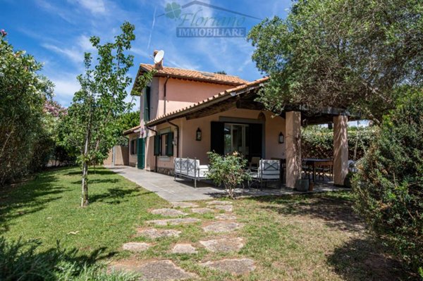 casa indipendente in vendita a Capalbio in zona Selva Nera